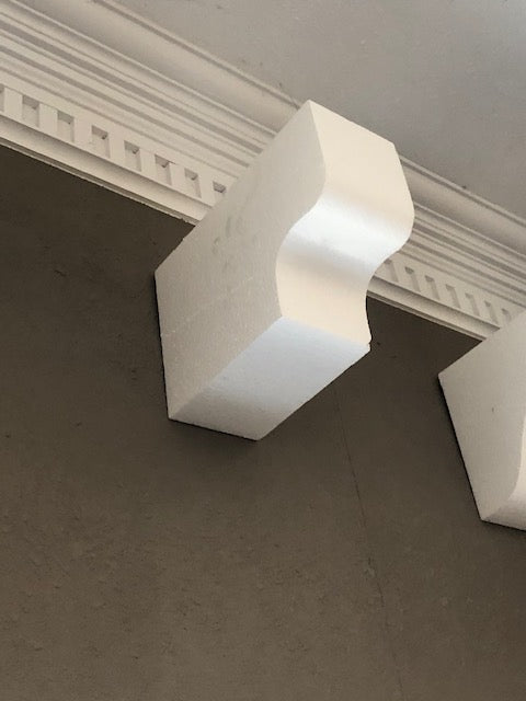 FOAM CORBEL # 10 ( 8 INCHES BY 7 INCHES BY 4 INCHES THICK )